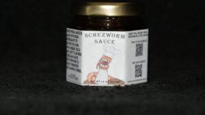 Schezworm Sauce